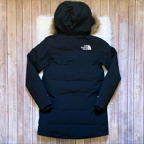 The North Face Women’s New Outerboroughs Parka In Aviator Navy - Picture 5 of 7